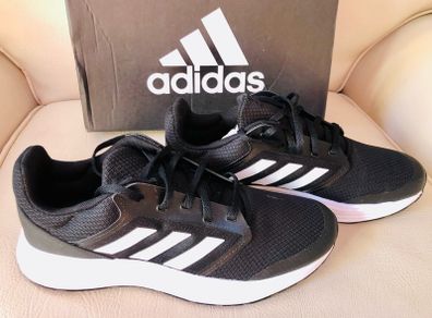 Adidas runners UK8