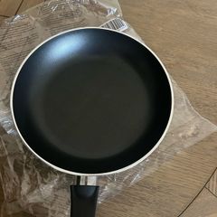 frying pan set with lid