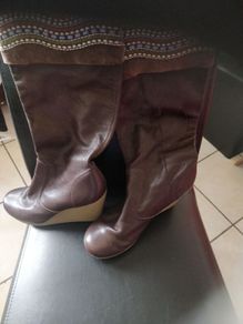 Ladies leather boots