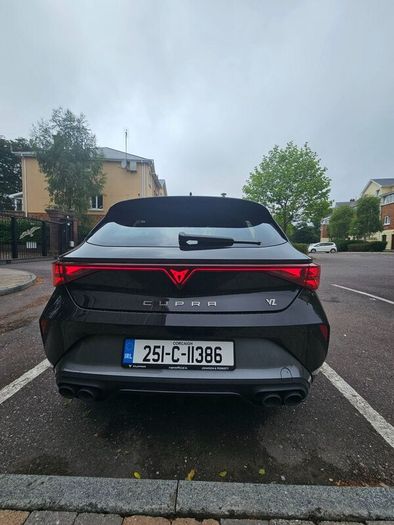 Cupra Leon VZ 300HP