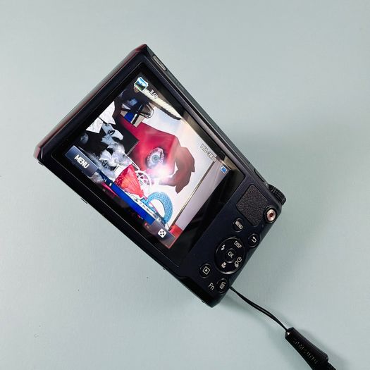 Samsung WB800F
