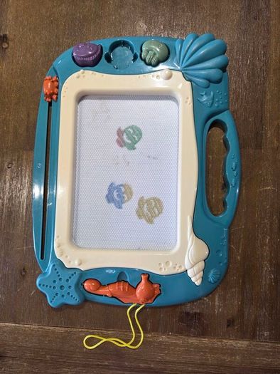 Magnetic toddler writing board