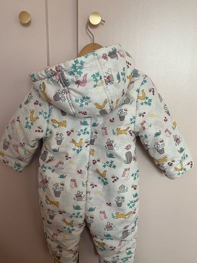 Pramsuit