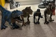 4x large toy dinosaurs