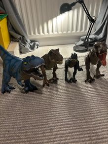4x large toy dinosaurs