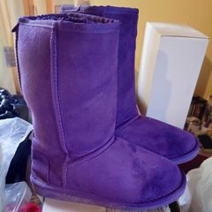 Pair Of Furry Lined, Purple Boots (used).
