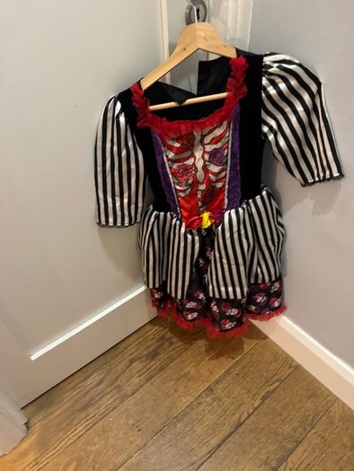 skeleton girl Halloween costume
