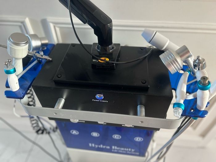 Facial Machine