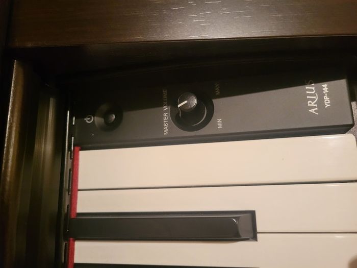 Yamaha Digital Piano 144R