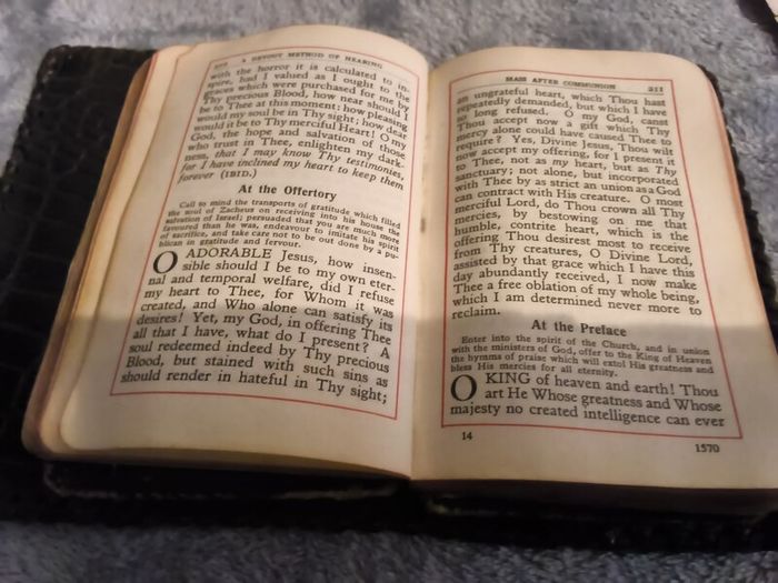 vintage collectable prayer book