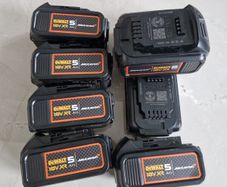 Dewalt battery McLaren 5ah