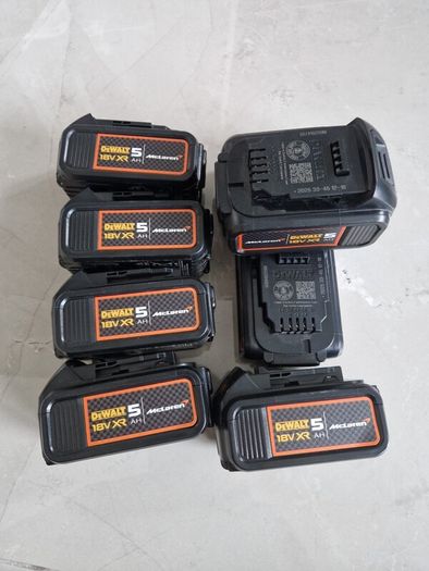 Dewalt battery McLaren 5ah