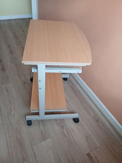 computer  desk
