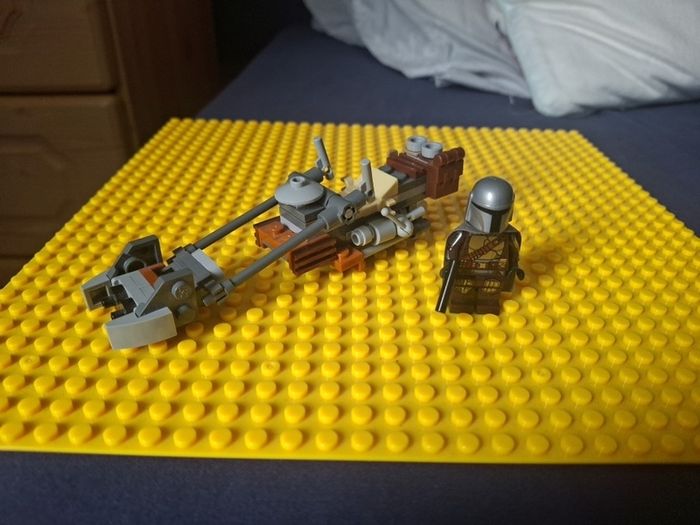Lego star wars, mandalorian and speeder