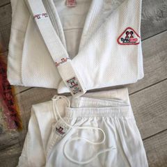 Adult judo suit