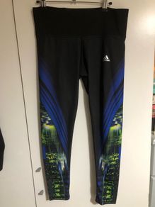 Ladies adidas leggings size M never worn