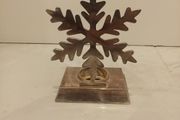 Christmas tea light holder