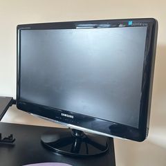 Samsung 21.5" Full HD Monitor / TV (SyncMaster B2230HD)