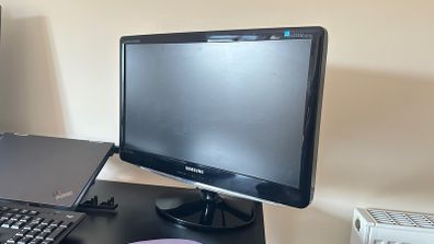 Samsung 21.5" Full HD Monitor / TV (SyncMaster B2230HD)
