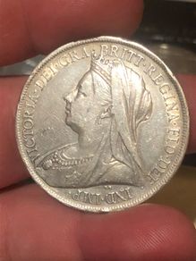Victoria Crown 1900