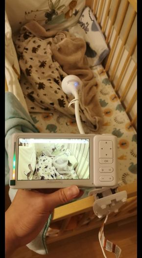 Giraffe Baby Monitor with Camera