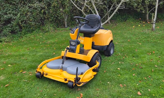 Stiga Park Royal Ride On Mower