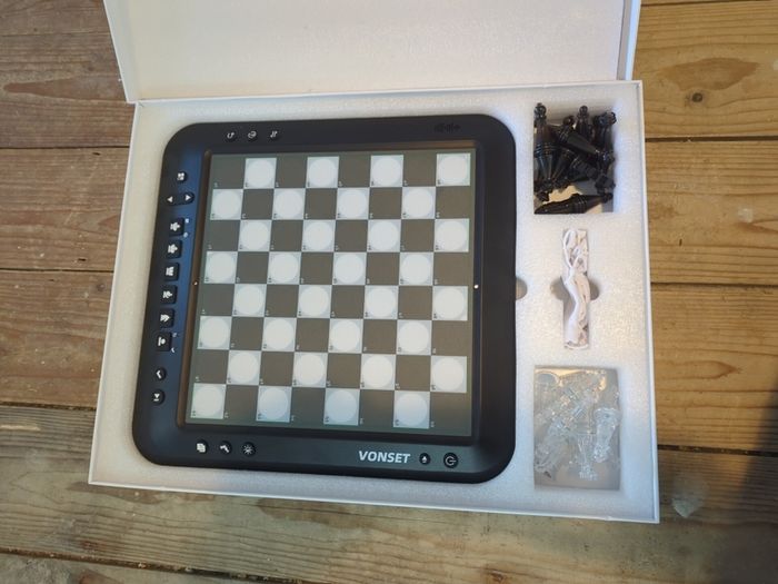 electronic chess board