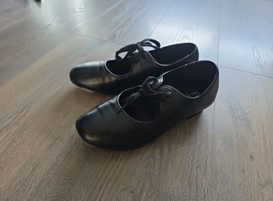 Tap shoes
