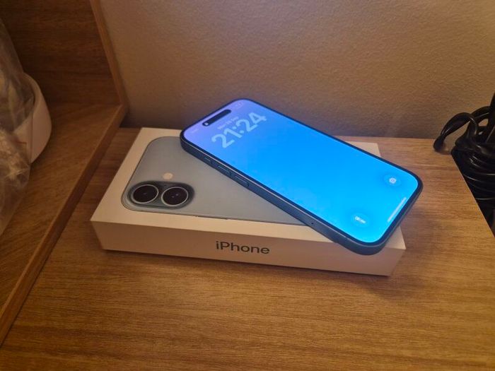 apple iphone 16
