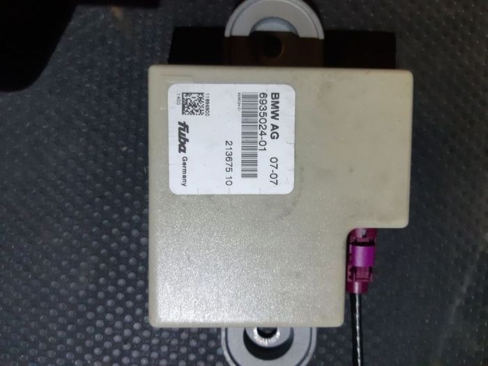 Genuine Bmw 5 Series F10 Antenna Module 6935024