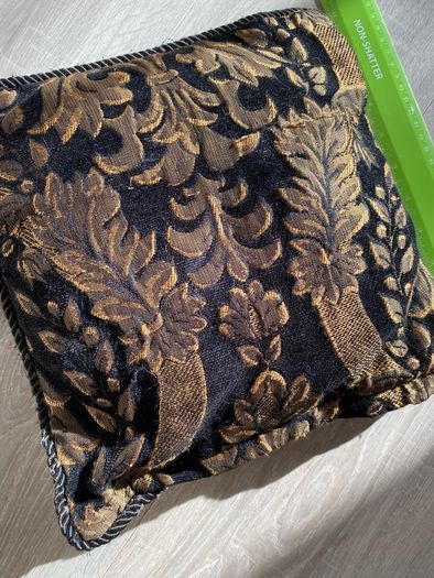 Small damask cushions