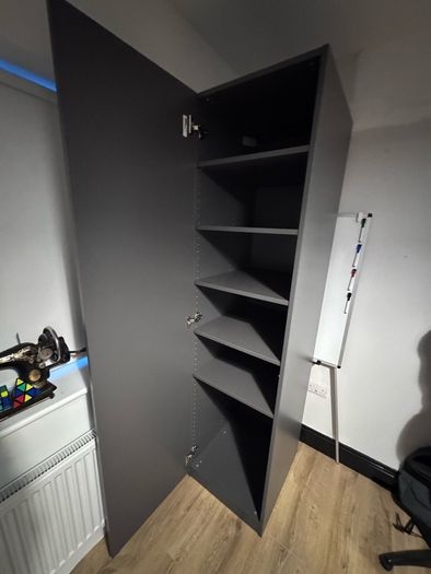 IKEA wadrobe free to take away