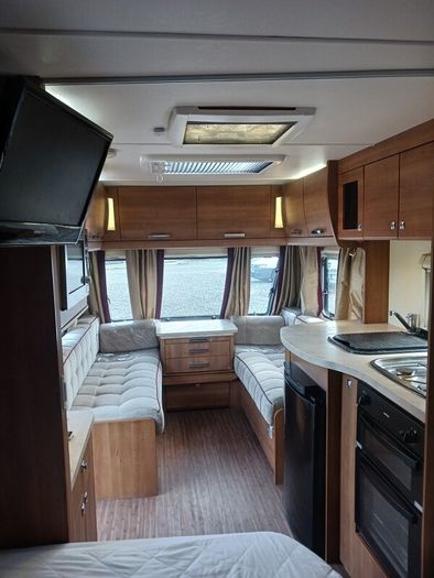2013 elddis affinity 4/5 berth