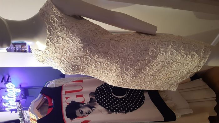 1960s Mandell Couture White Lace Vintage Mini Dress