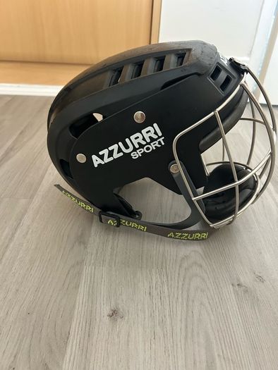 Azzurri hurling helmet- Black Small