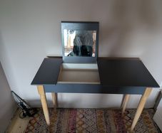 dressing table
