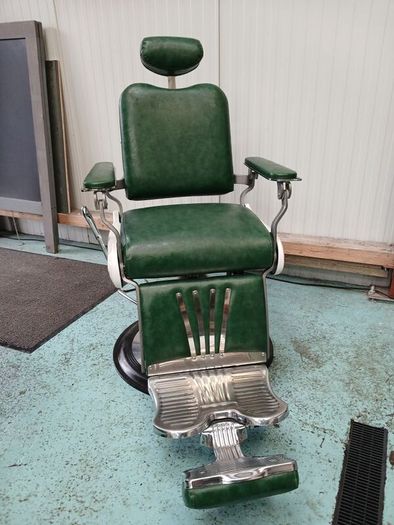 Barber Chair