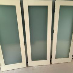 Dorus White Frosted glass doors