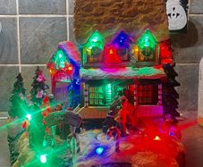 Vintage Christmas house. Please read description!