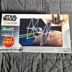 Star Wars Mandalorian Tie Fighter Model