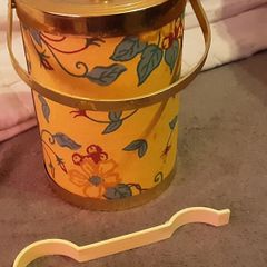 vintage ( 70's ish ) ice bucket