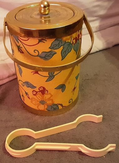 vintage ( 70's ish ) ice bucket