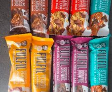 Protein bars fulfill in date