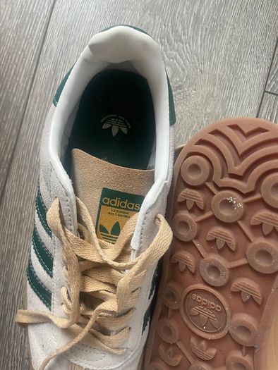 Trainers size 6