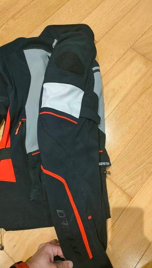 Dainese Carve Master 2 GoreTex set - like new.