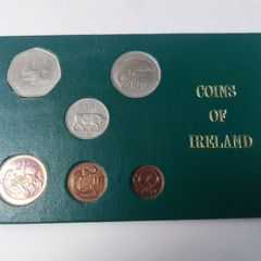 1971 coin set rainbow tones