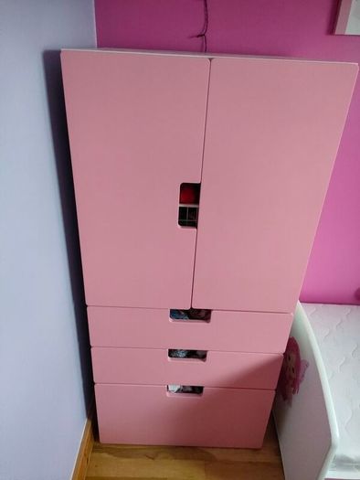 Wardable and bed a cupboard and a bed for the girl