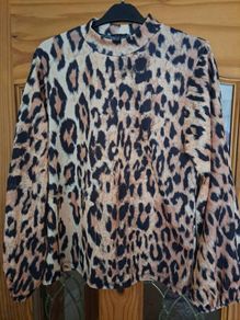 Brand new Zara trafaluc leopard print long sleeve blouse size UK12 EU40 Postage included