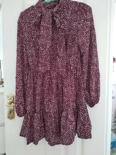 Red shift dress
