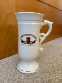 Vintage Cre Irish Porcelain Claddagh ring mug